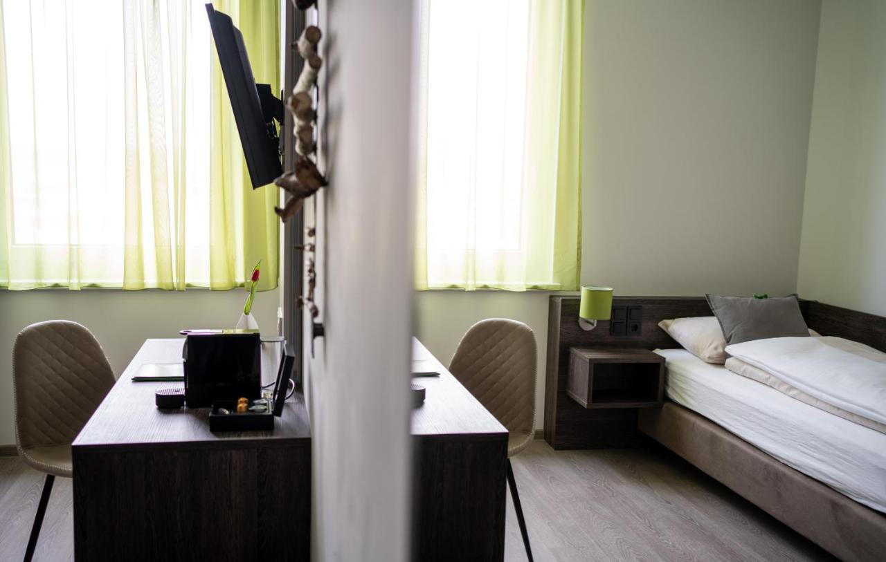 Eee Hotel Graz Pirka Eksteriør bilde