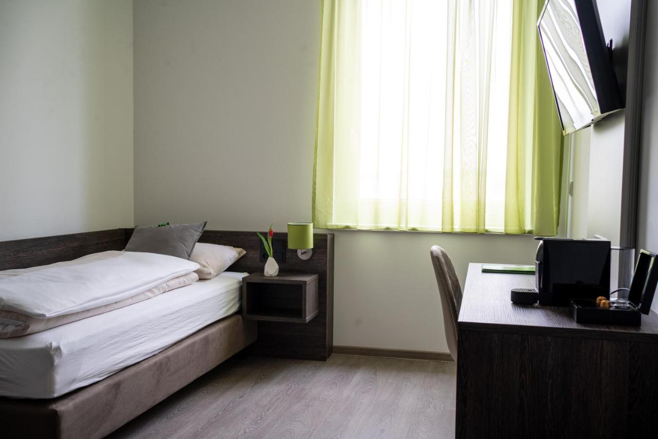 Eee Hotel Graz Pirka Eksteriør bilde