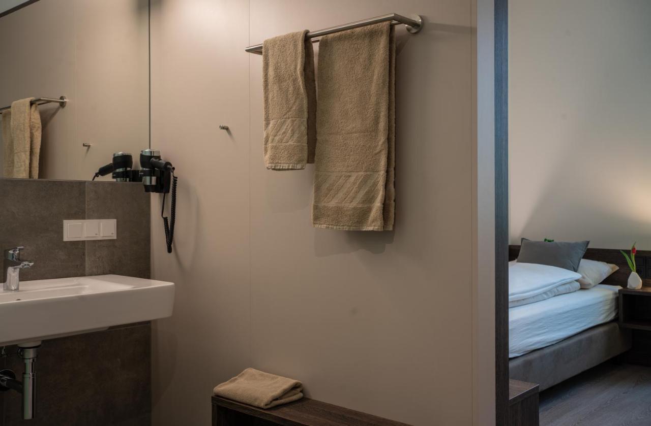 Eee Hotel Graz Pirka Eksteriør bilde